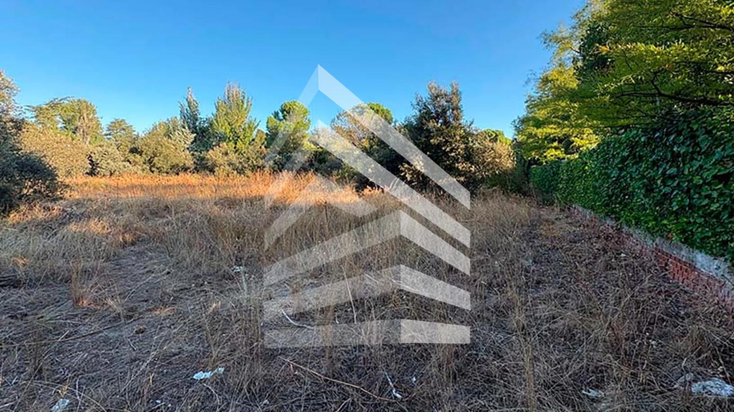terrenos en madrid · calle-gobelas-28023 1550000€