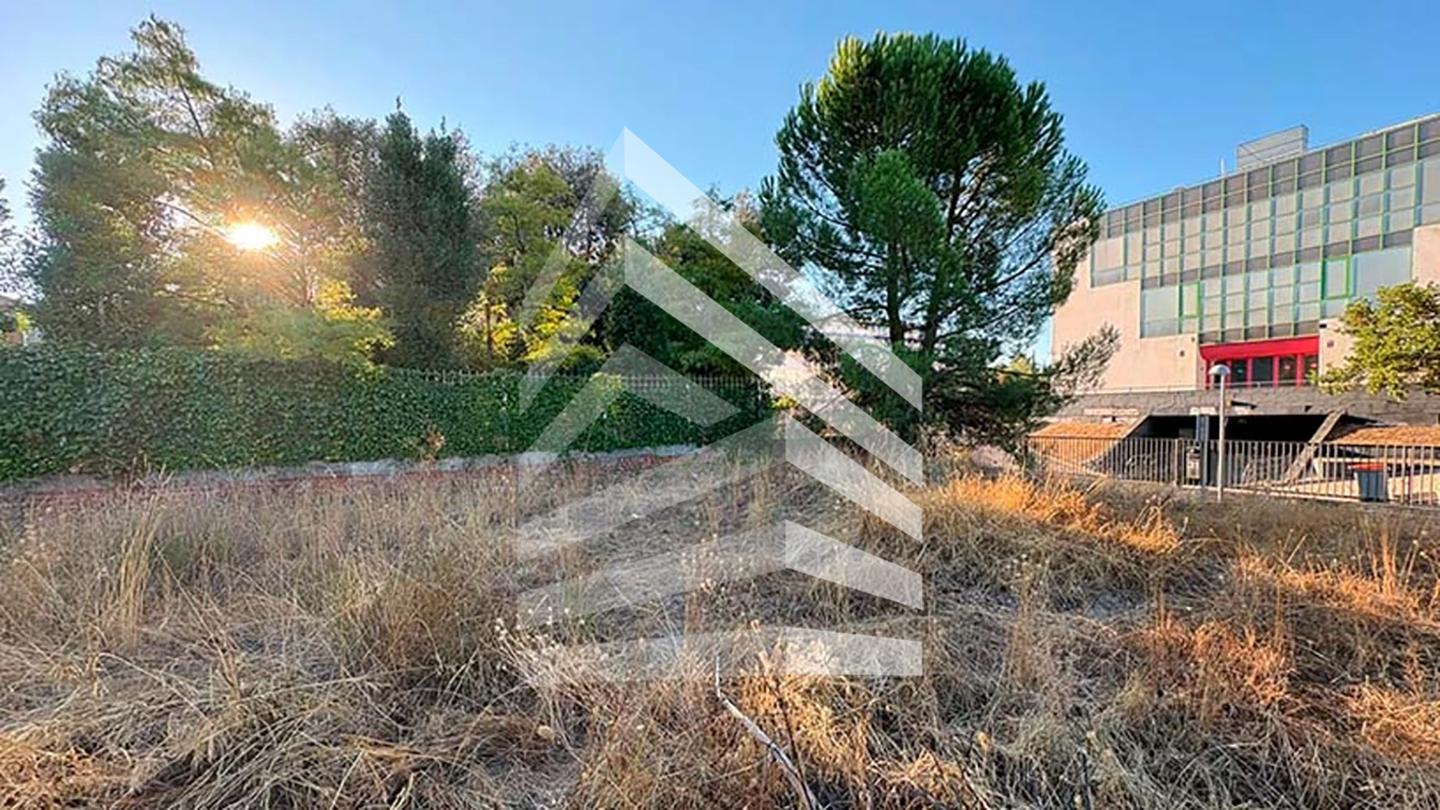 terrenos en madrid · calle-gobelas-28023 1550000€