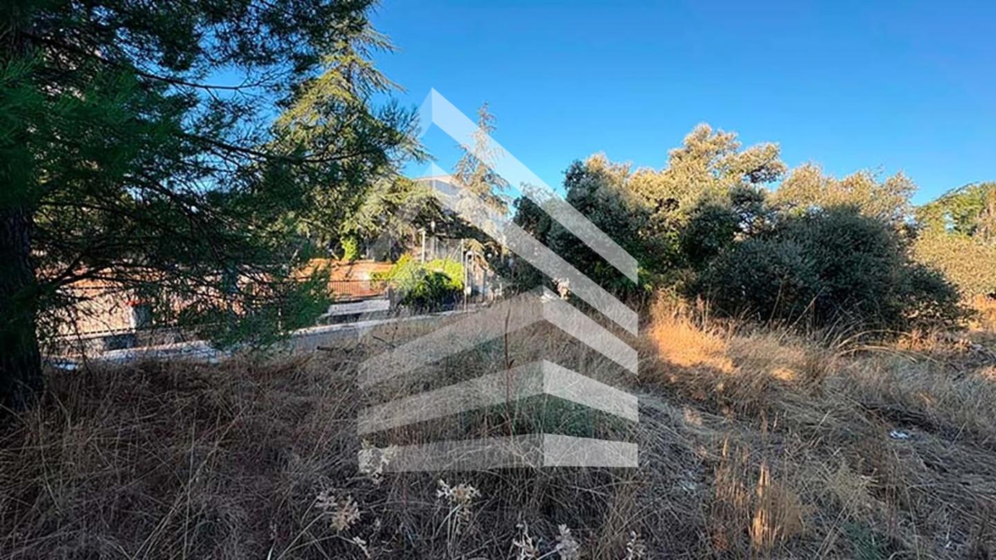 terrenos en madrid · calle-gobelas-28023 1550000€