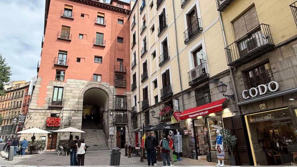 Local en Calle de Cuchilleros, Madrid, Madrid de 76 m2