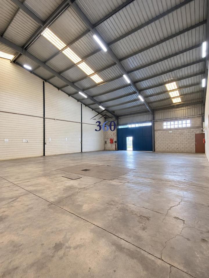 Nave industrial en Calle Labradores, Cáceres, Cáceres de 570 m2