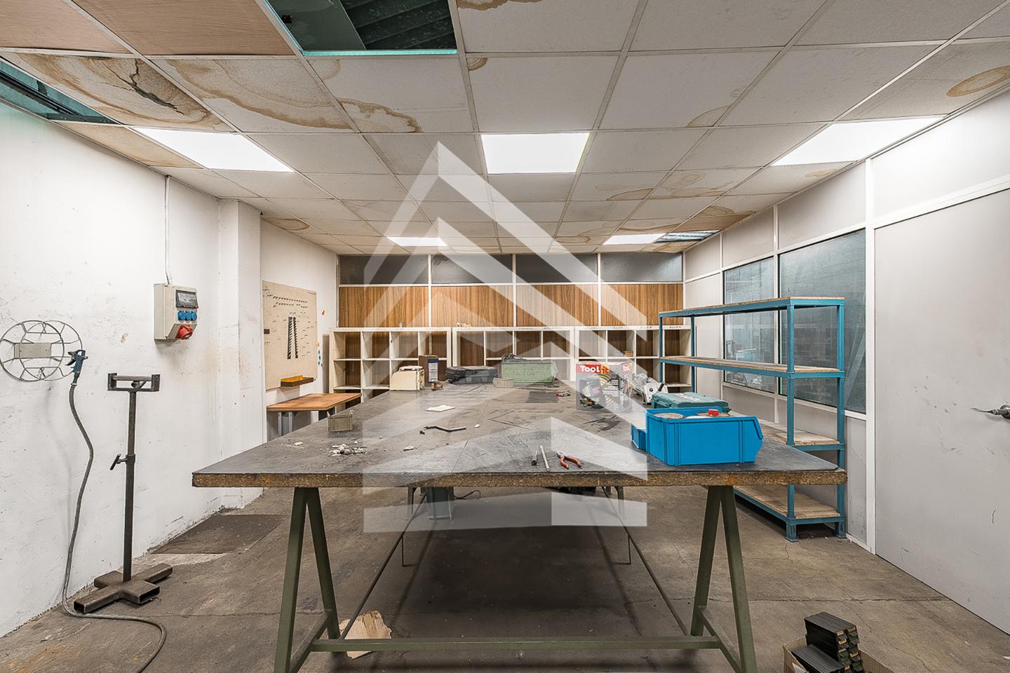 nave-industrial en l'hospitalet-de-llobregat · carrer-de-la-feixa-llarga-08907 870000€