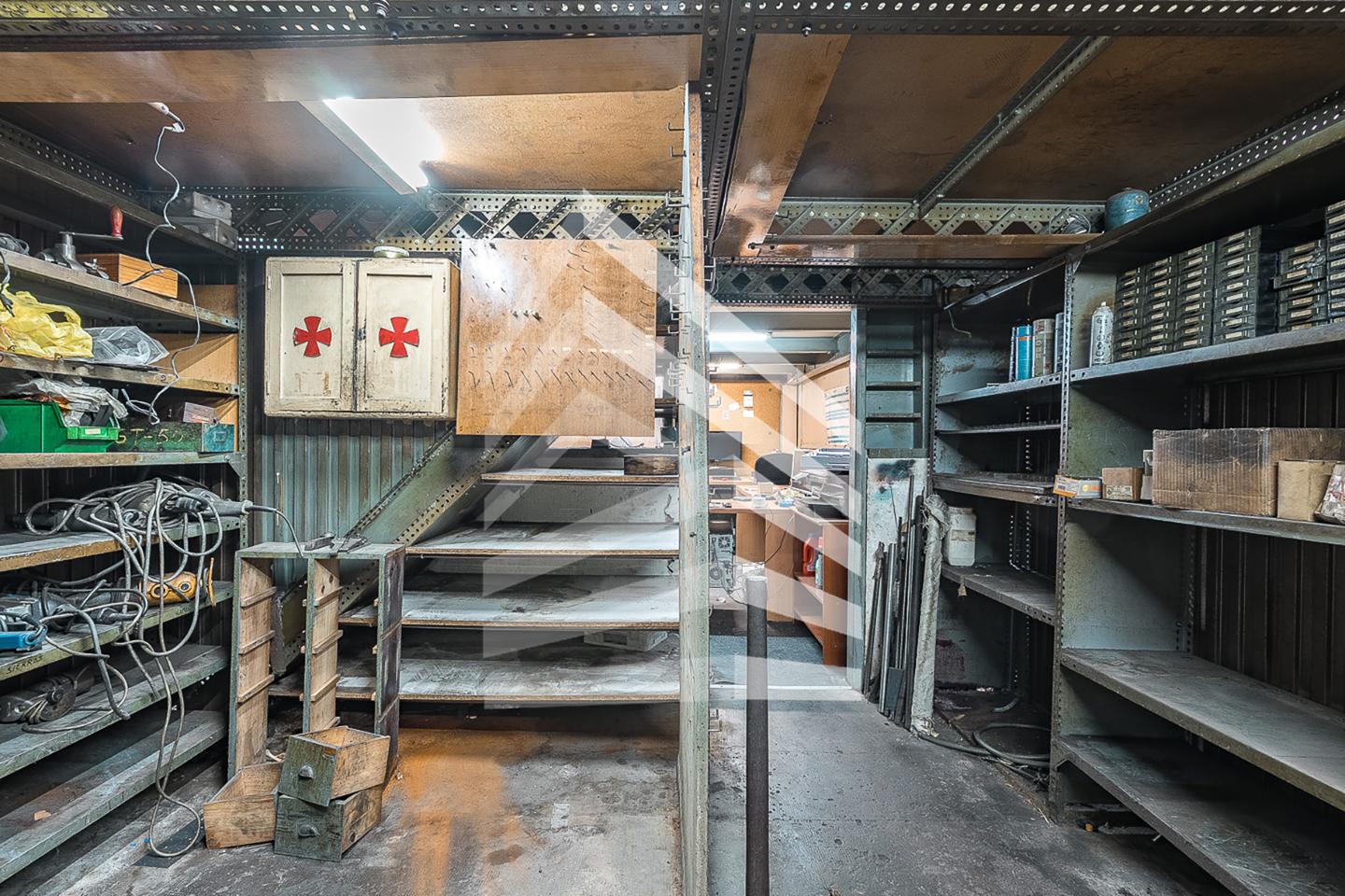 nave-industrial en l'hospitalet-de-llobregat · carrer-de-la-feixa-llarga-08907 870000€