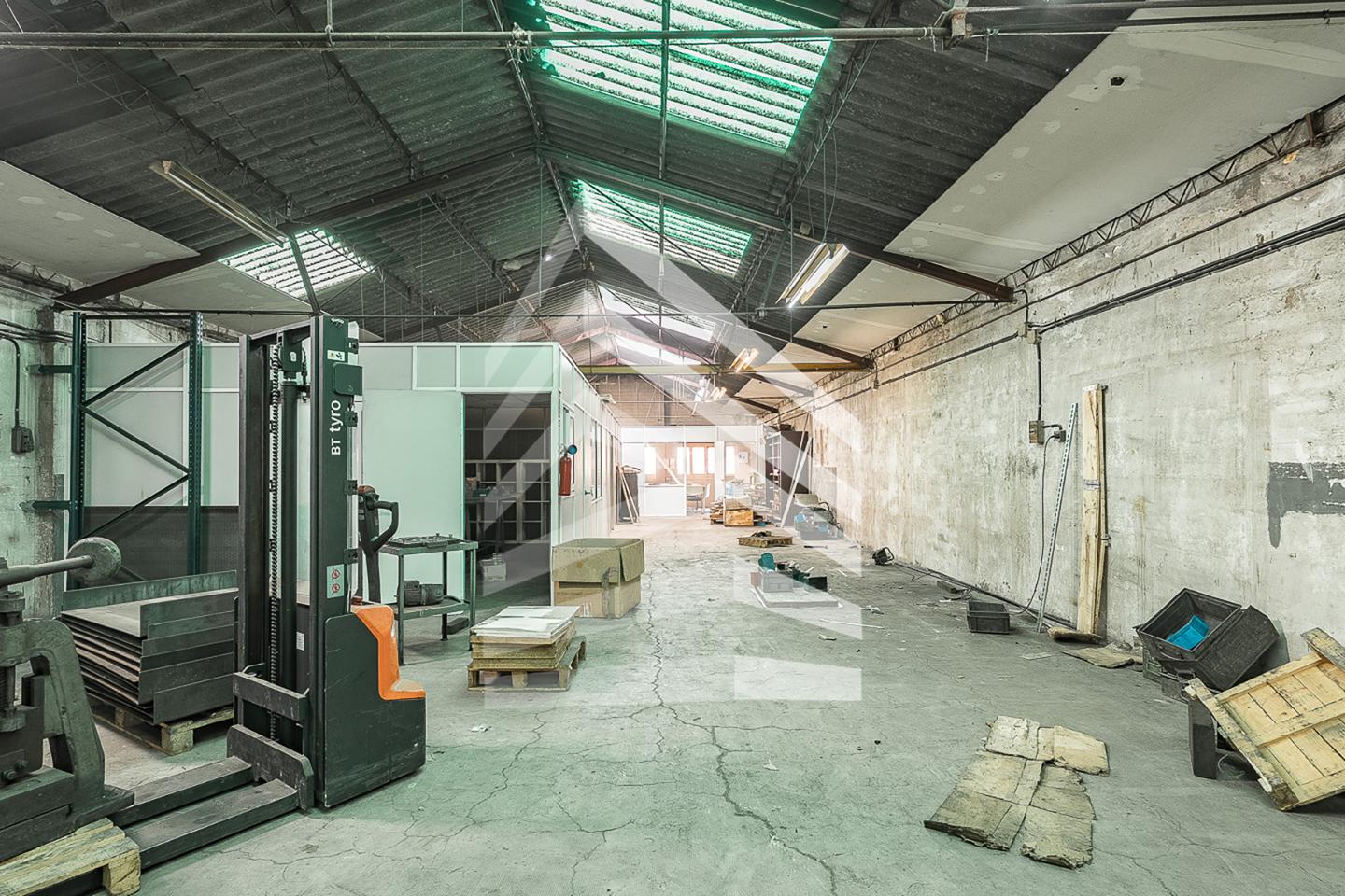 nave-industrial en l'hospitalet-de-llobregat · carrer-de-la-feixa-llarga-08907 870000€