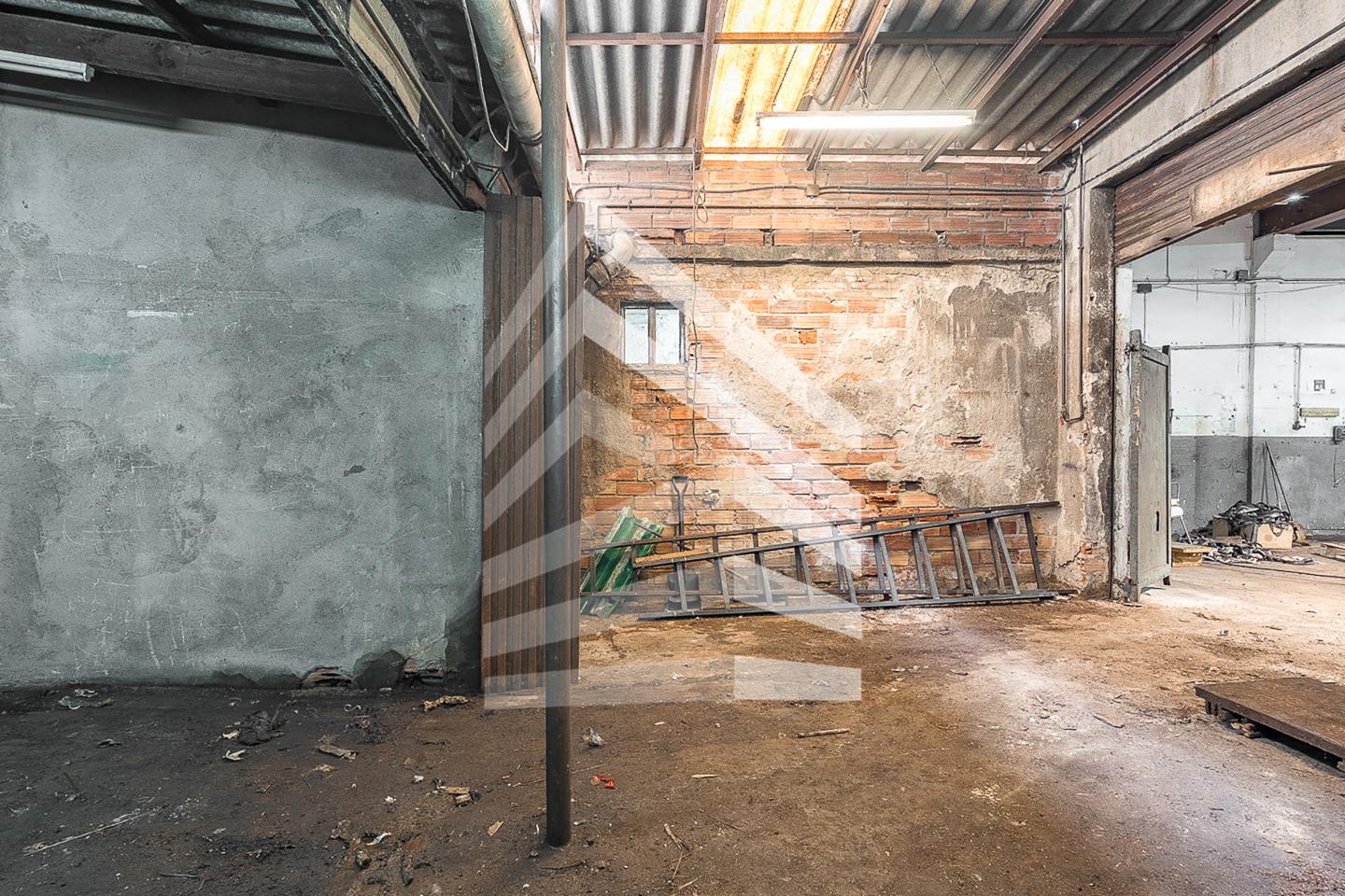 nave-industrial en l'hospitalet-de-llobregat · carrer-de-la-feixa-llarga-08907 870000€