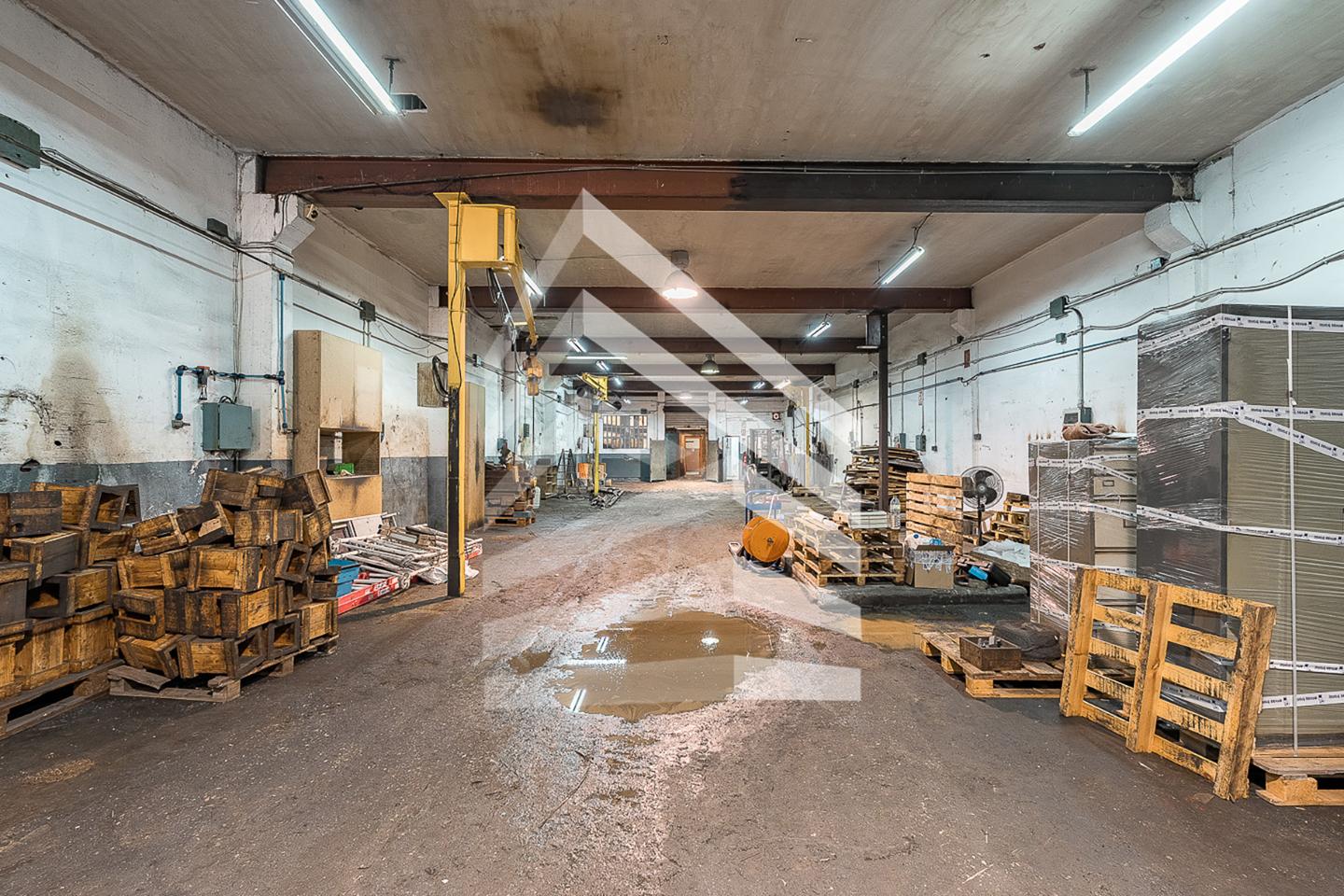 nave-industrial en l'hospitalet-de-llobregat · carrer-de-la-feixa-llarga-08907 870000€
