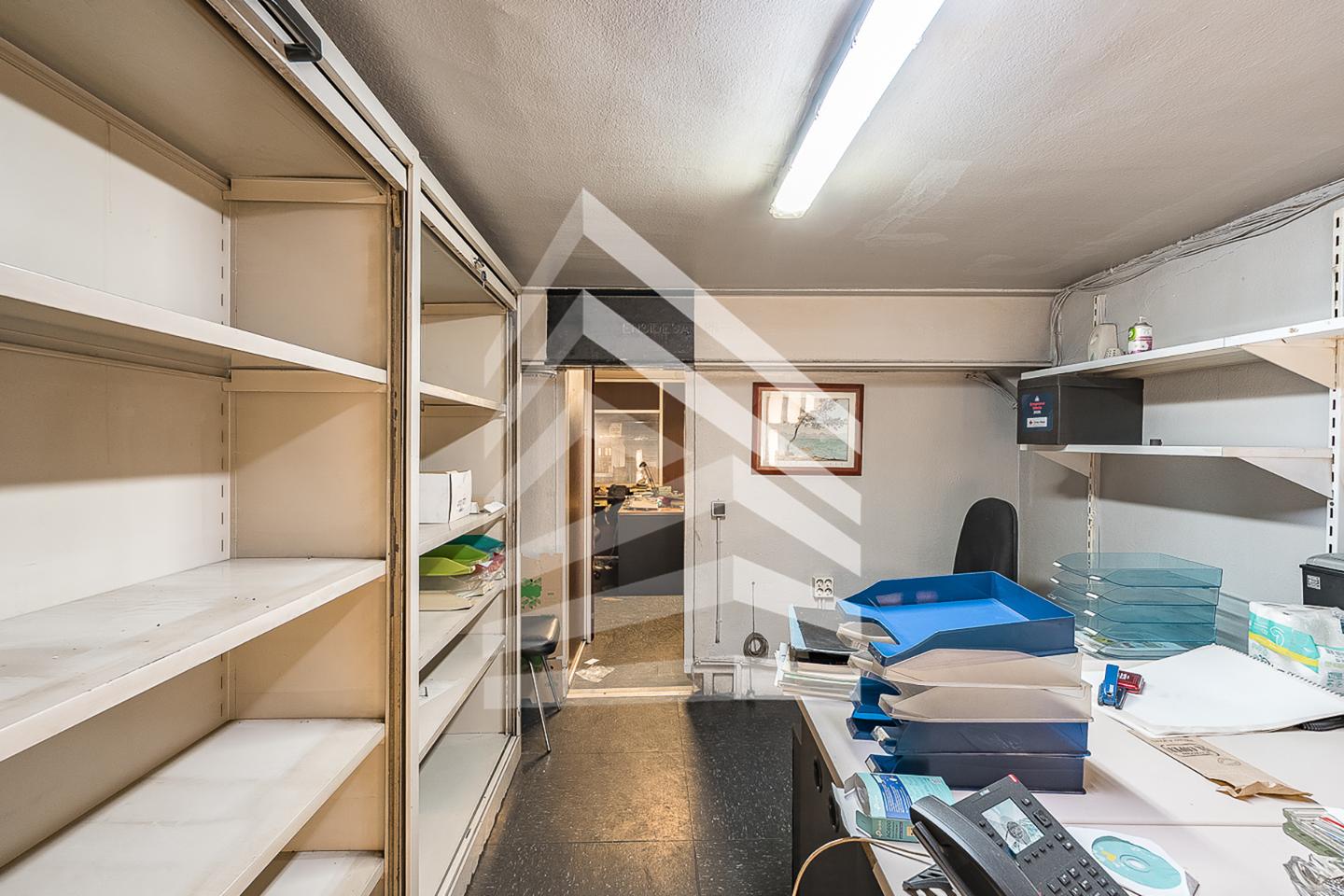 nave-industrial en l'hospitalet-de-llobregat · carrer-de-la-feixa-llarga-08907 870000€