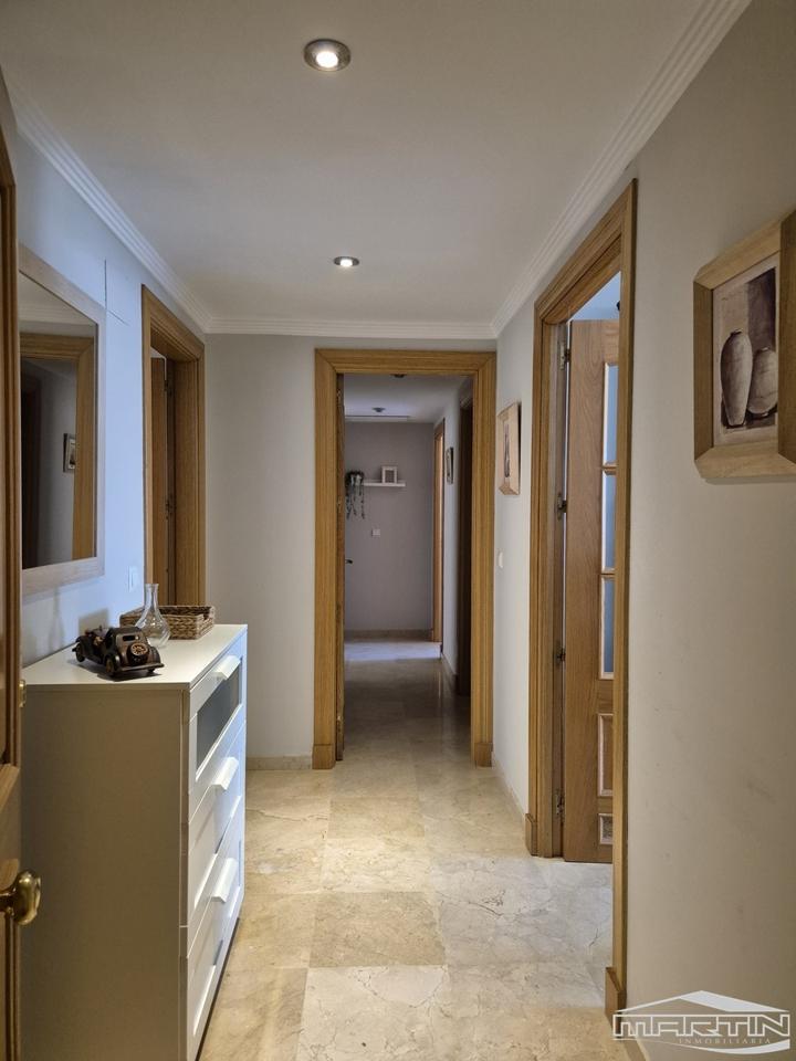 Piso en Avenida de Luis Alberto de Cuenca, Lucena, Córdoba de 98 m2