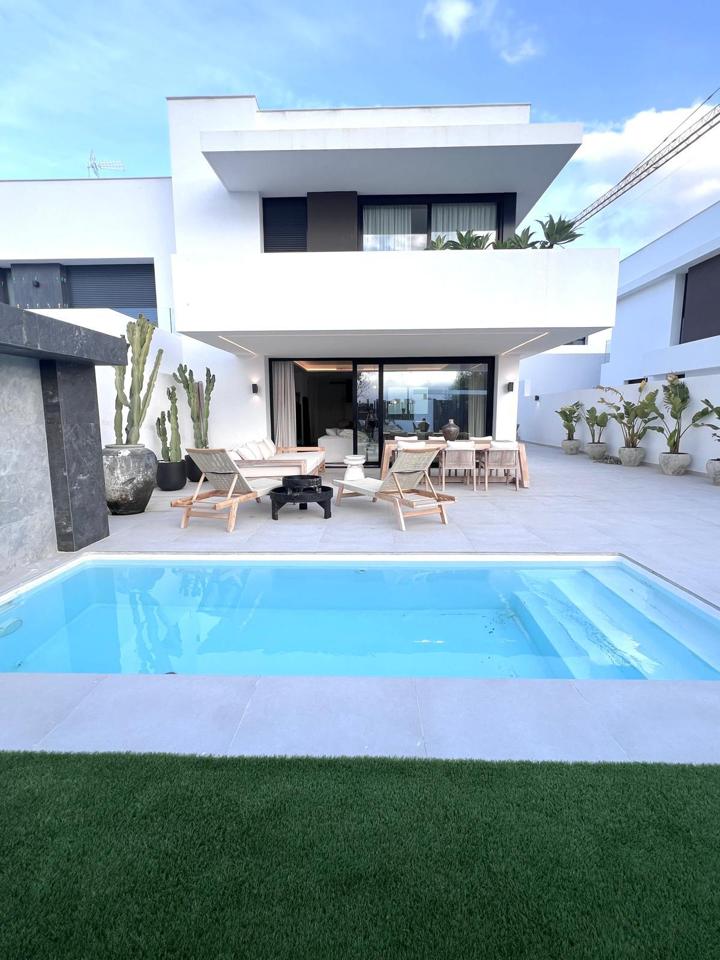 Casa / chalet en Calle Jose Saramago, Alhaurín de la Torre, Málaga de 150 m2