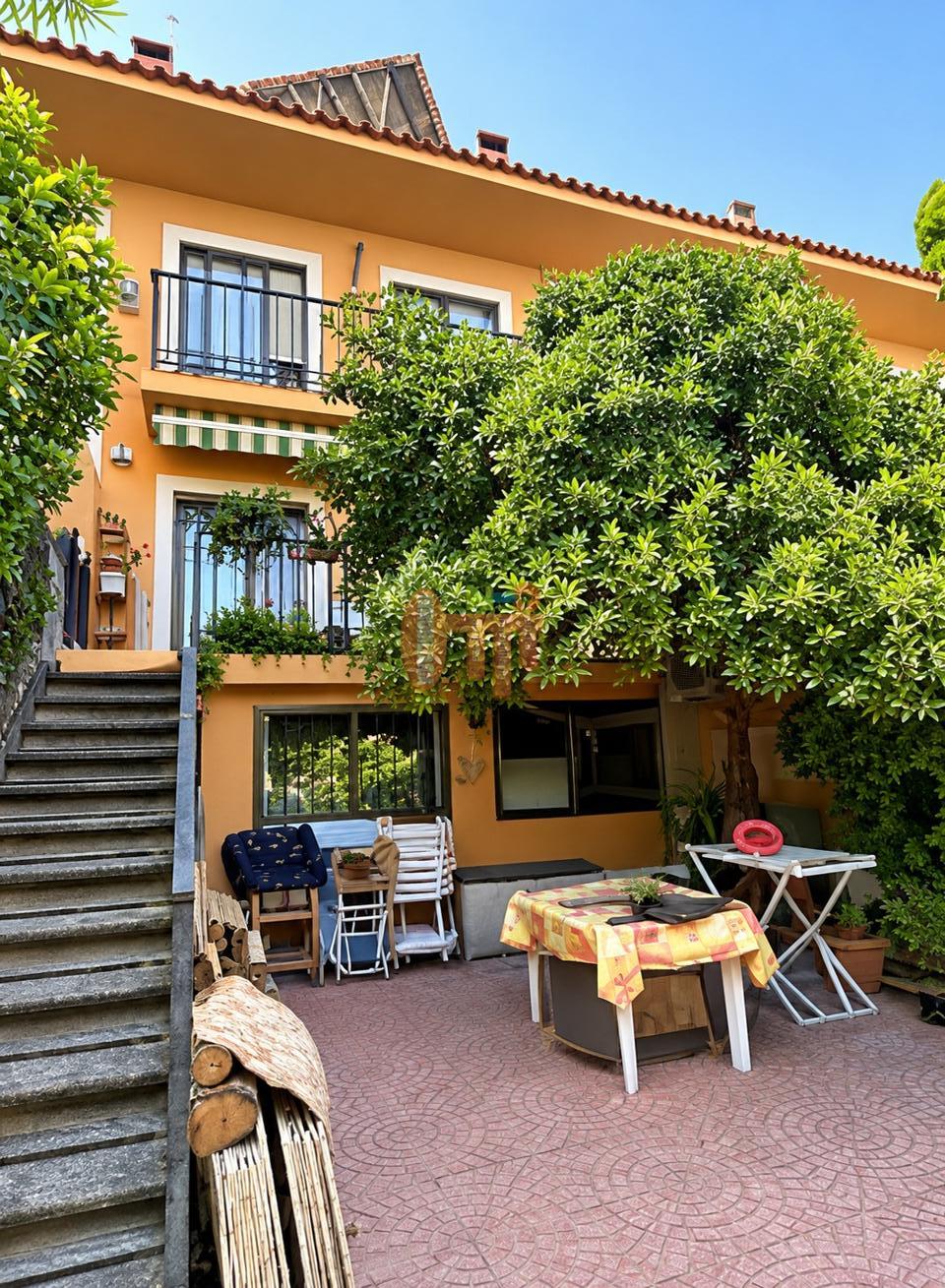 Casa / chalet en Calle de la Virgen de la Blanca, Cartuja Baja, Zaragoza de 193 m2