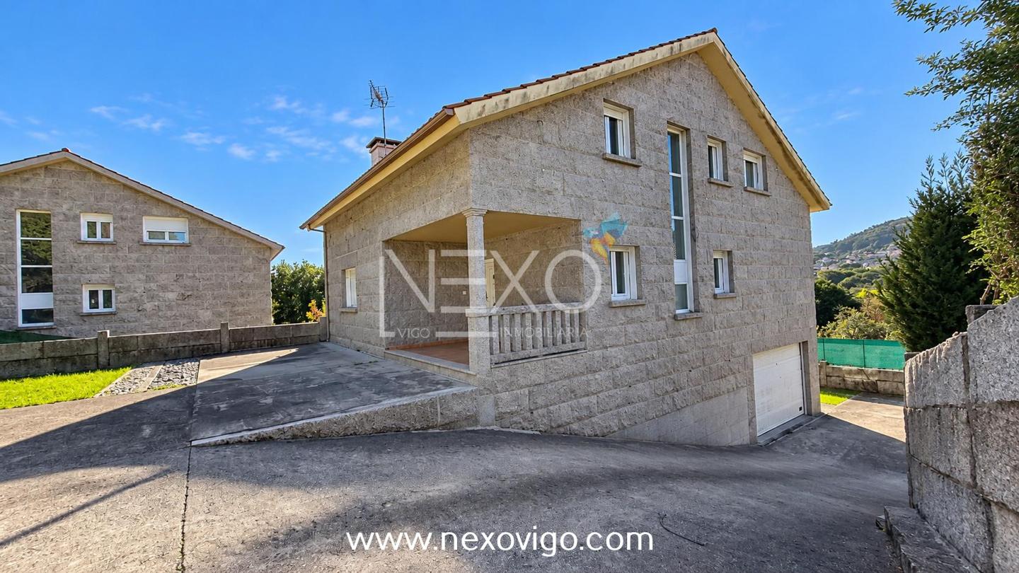 Casa / chalet en Rúa Freixo, Cangas, Pontevedra de 350 m2