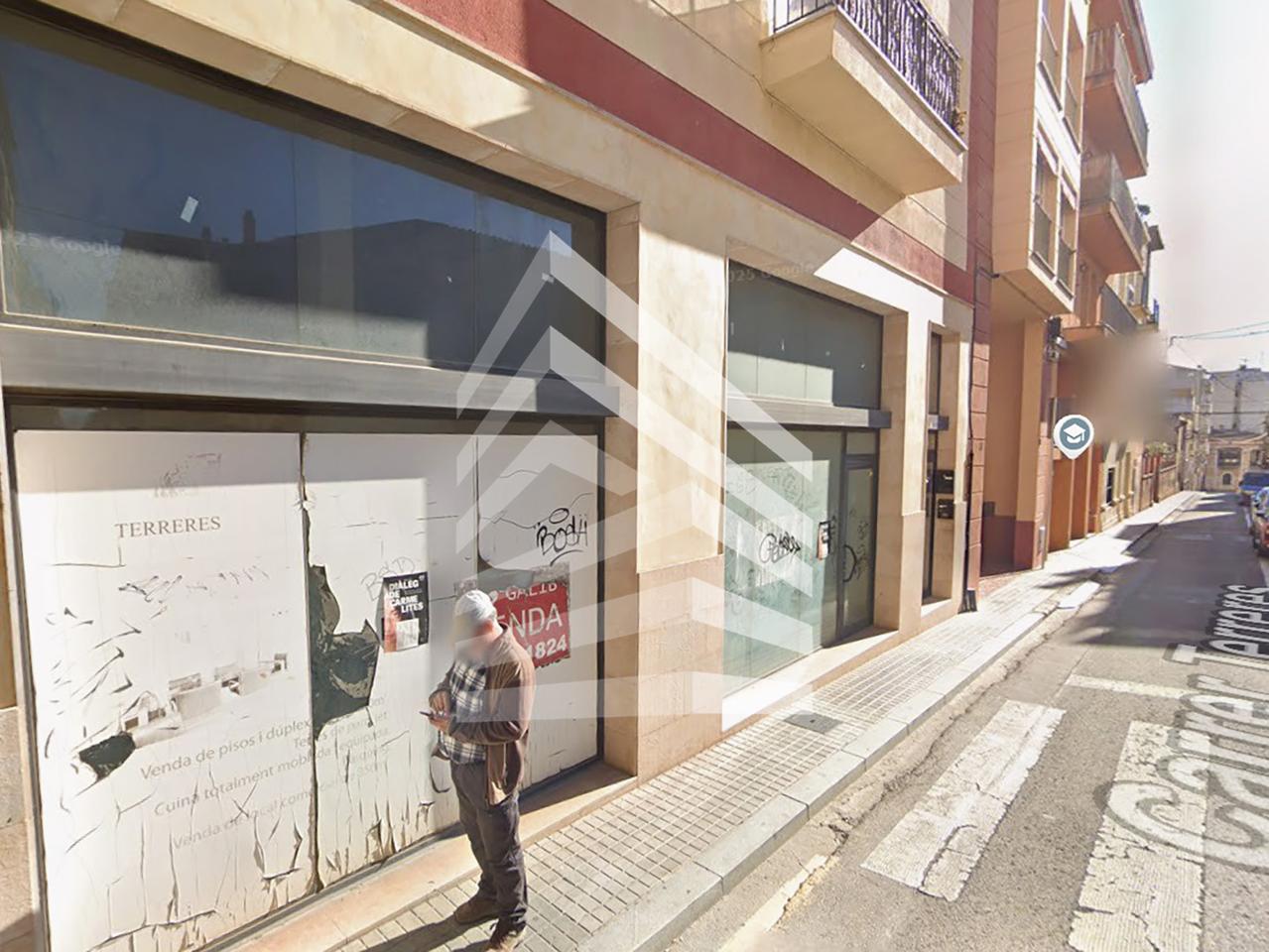 locales-comerciales en figueres · carrer-terreres-17600 74000€
