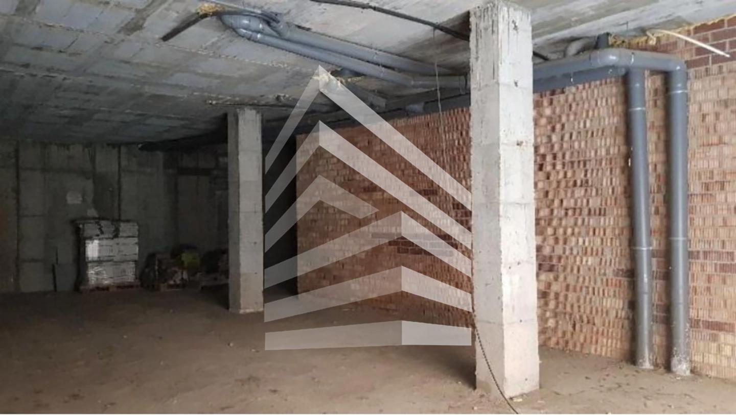 locales-comerciales en manresa · carrer-de-santa-llucia-08241 46000€