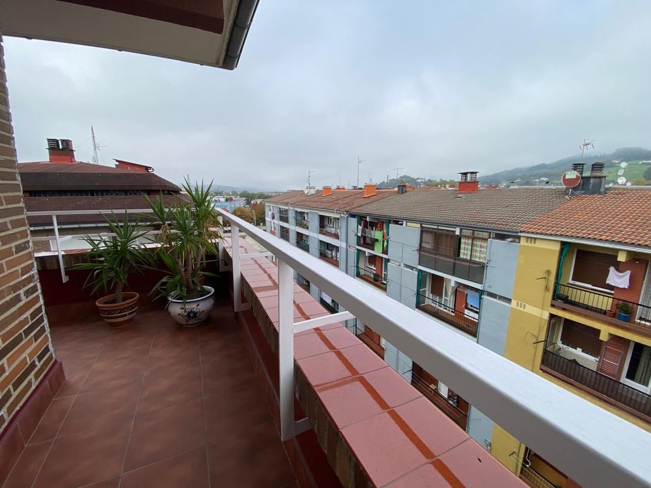 piso en abadino · san-prudentzio-kalea-48220 315000€
