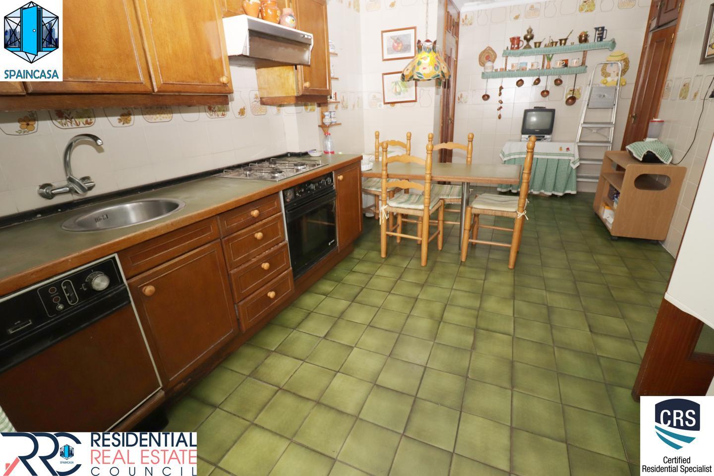 Piso en Calle Gobernador Alonso, Huelva, Huelva de 207 m2