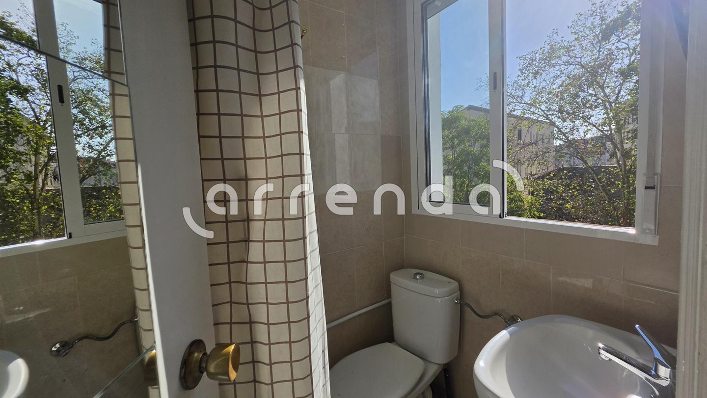 estudio en madrid · centro---cortes 900€