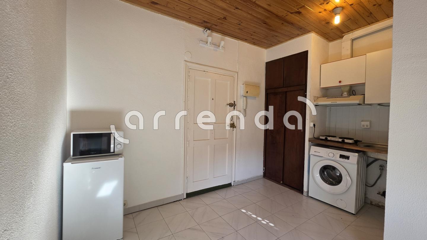 estudio en madrid · centro---cortes 900€