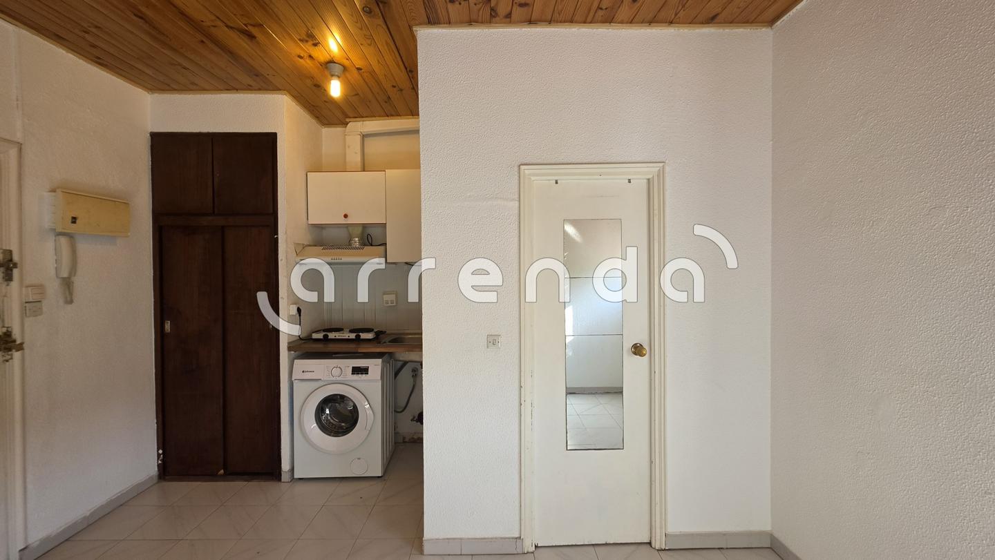 estudio en madrid · centro---cortes 900€