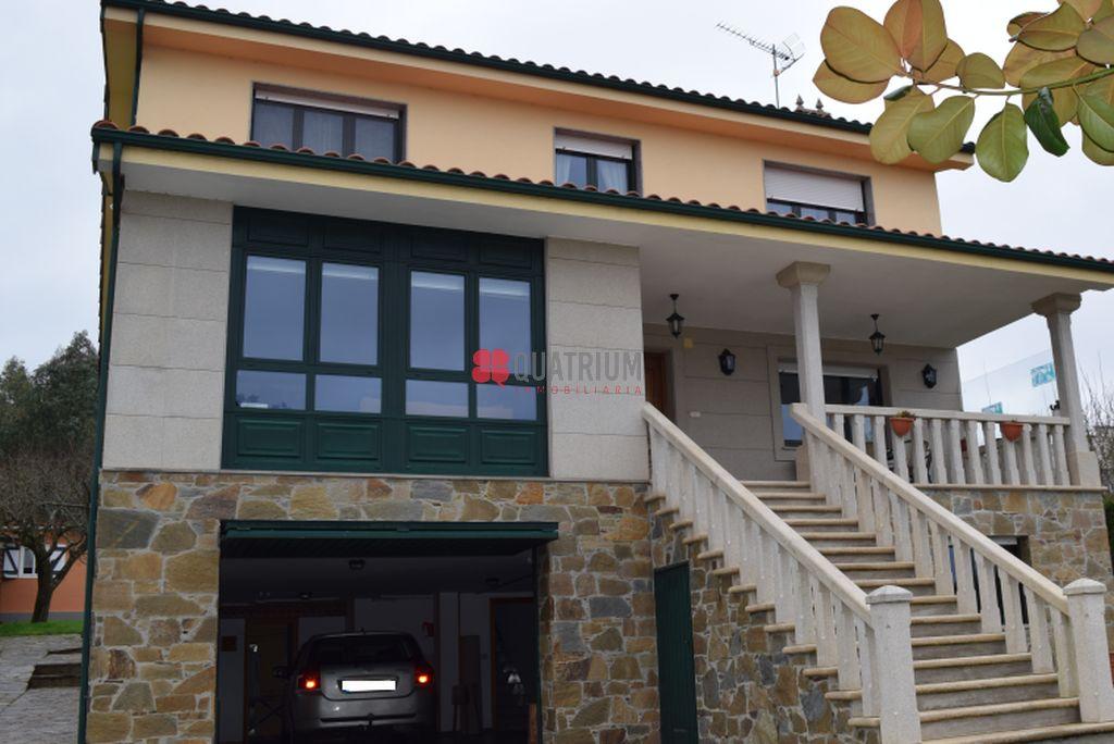 Chalet en venta en A Coruña